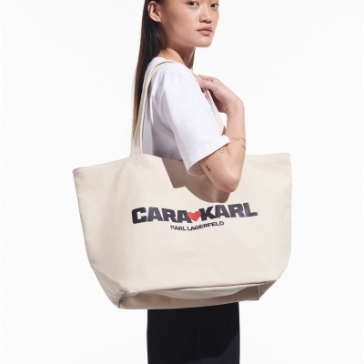 Beige Women's Karl Lagerfeld Cara Loves Karl Canvas Shopper Tote Bags | AE985VSGY