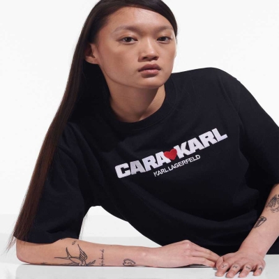 Black Women's Karl Lagerfeld Cara Loves Karl T-Shirts | AE096XPCT