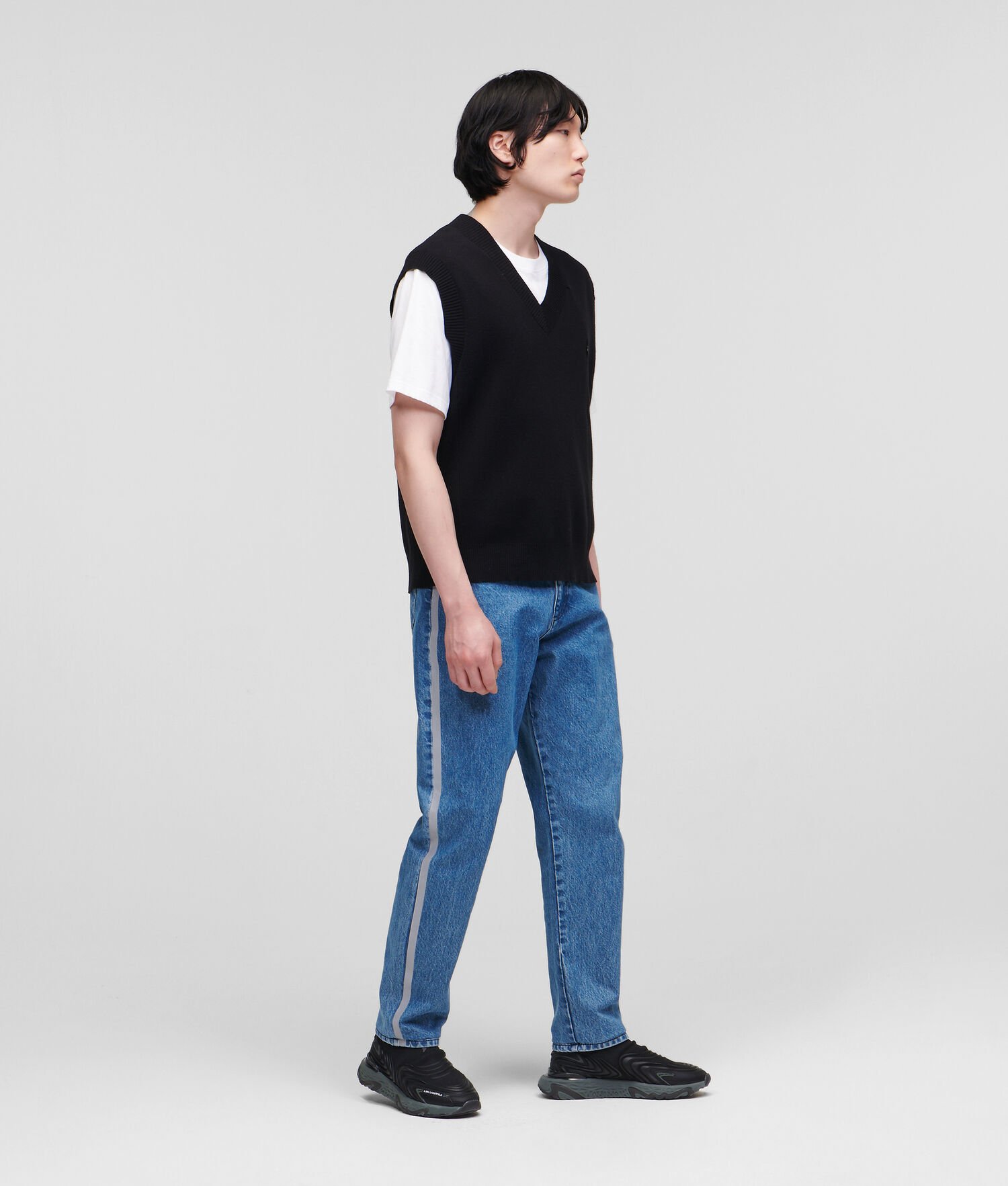 Black Men's Karl Lagerfeld V-neck Vest Knitwear | AE708QMIF