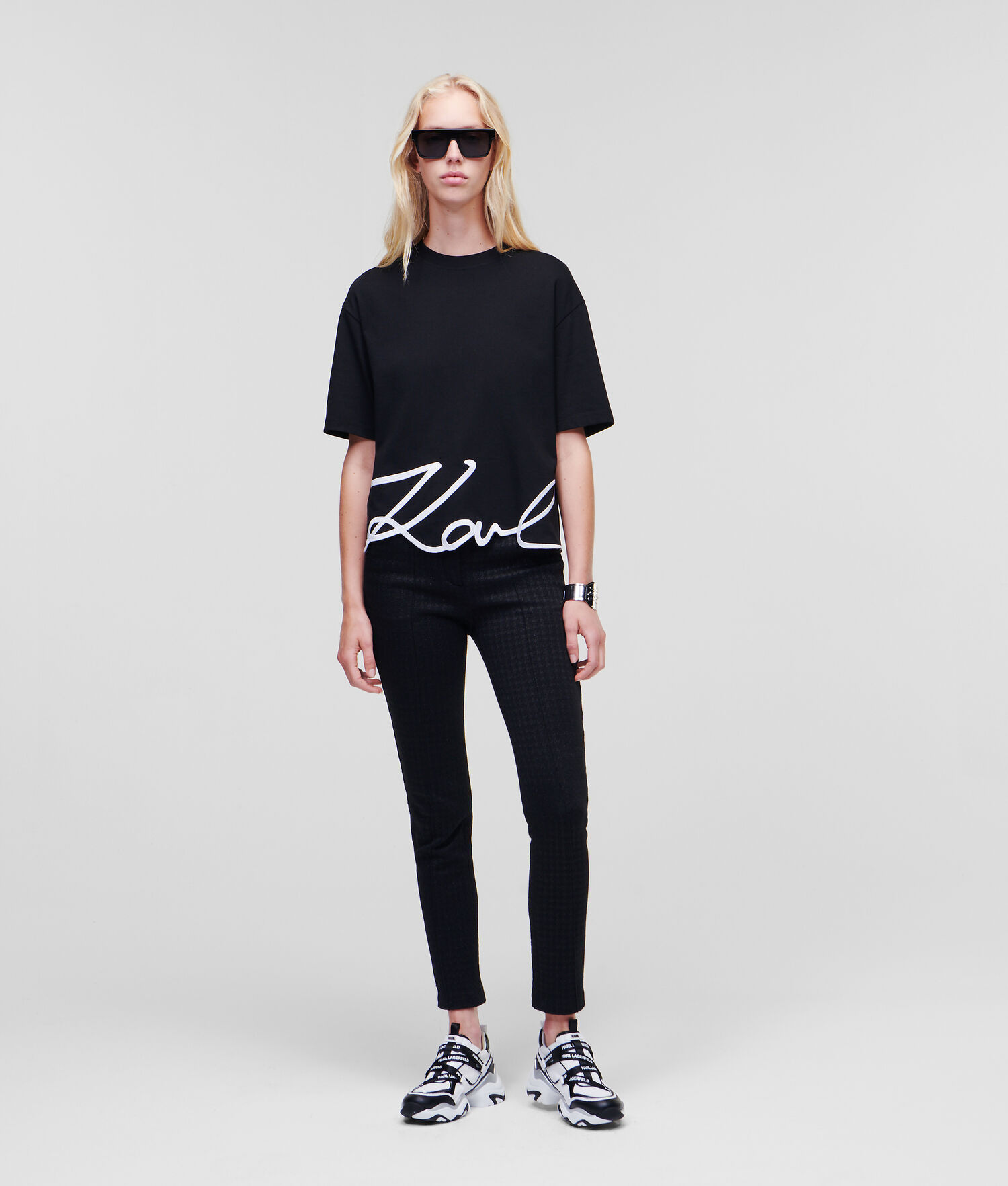 Black Women's Karl Lagerfeld Karl Signature Hem T-Shirts | AE824OZGV