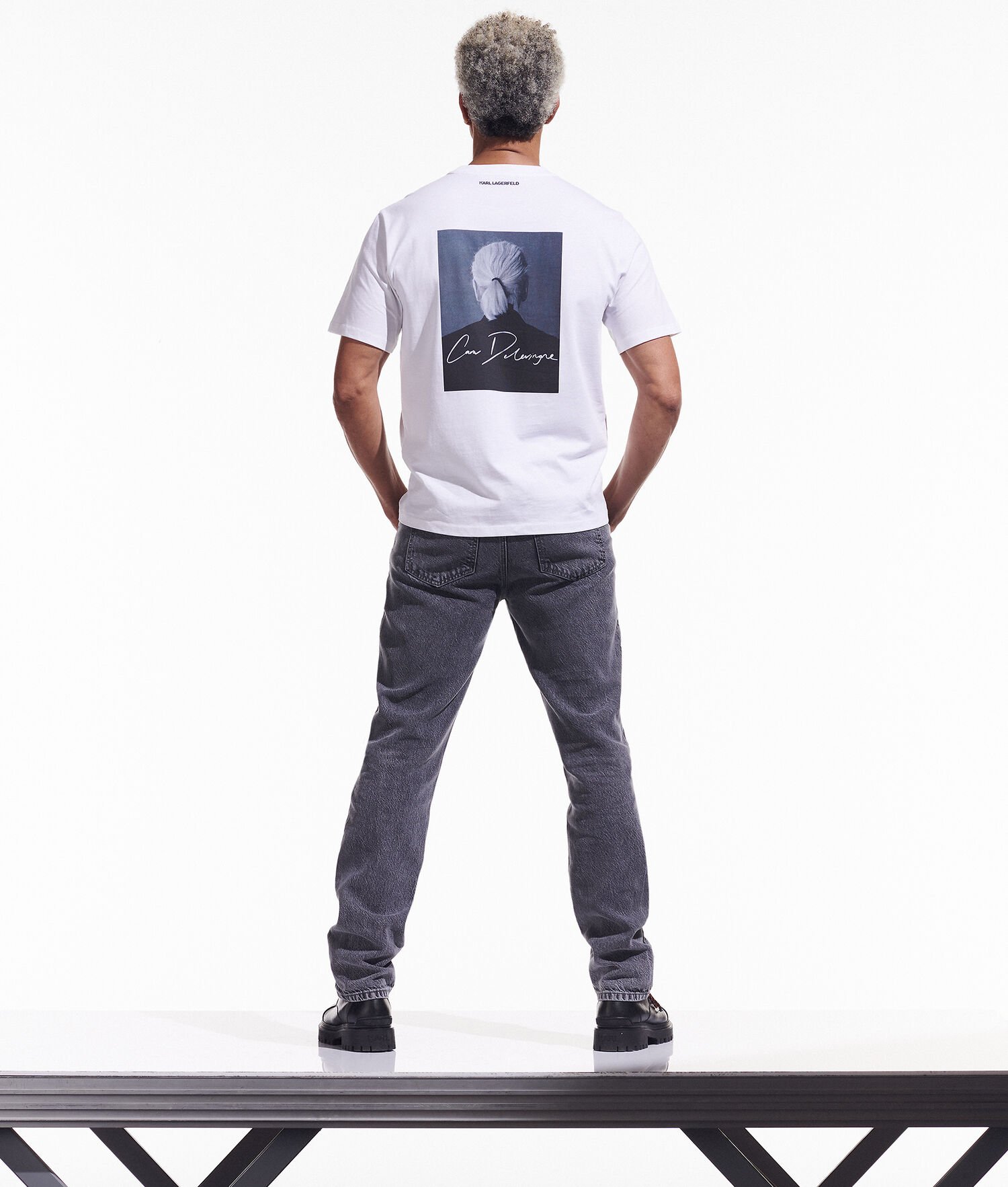 White Men's Karl Lagerfeld Cara Loves Karl Signature T-Shirts | AE703XHEB