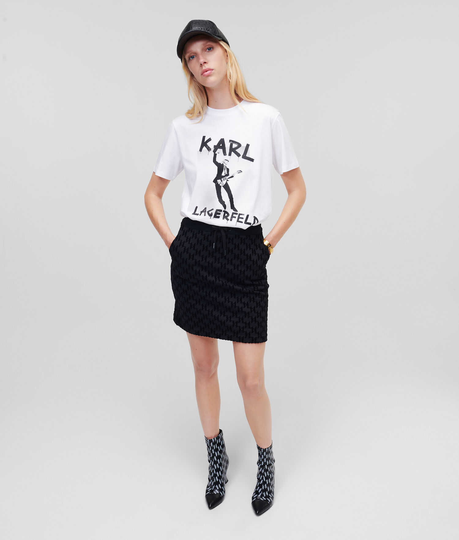 White Women's Karl Lagerfeld Karl Series Oversized T-Shirts | AE208FMSB